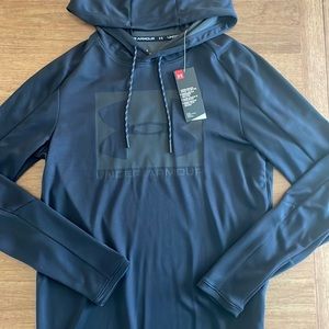 Black Under armor fitted hoodie, size medium